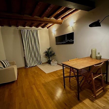 Maison Vert Appartamento In Centro Storico A Modène Extérieur photo