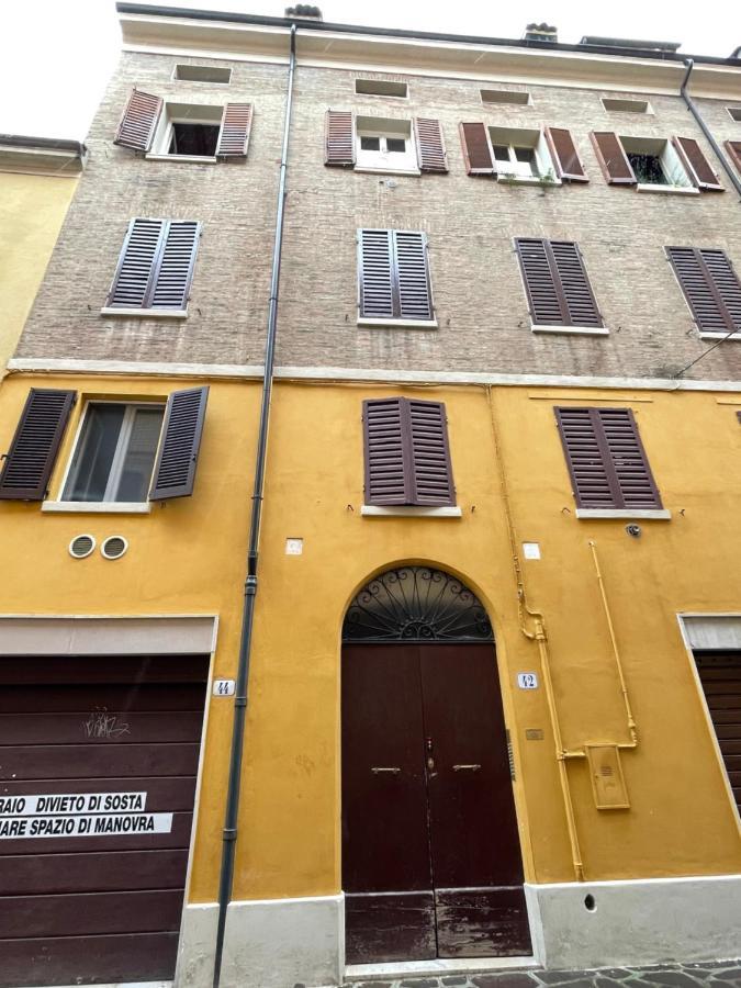 Maison Vert Appartamento In Centro Storico A Modène Extérieur photo